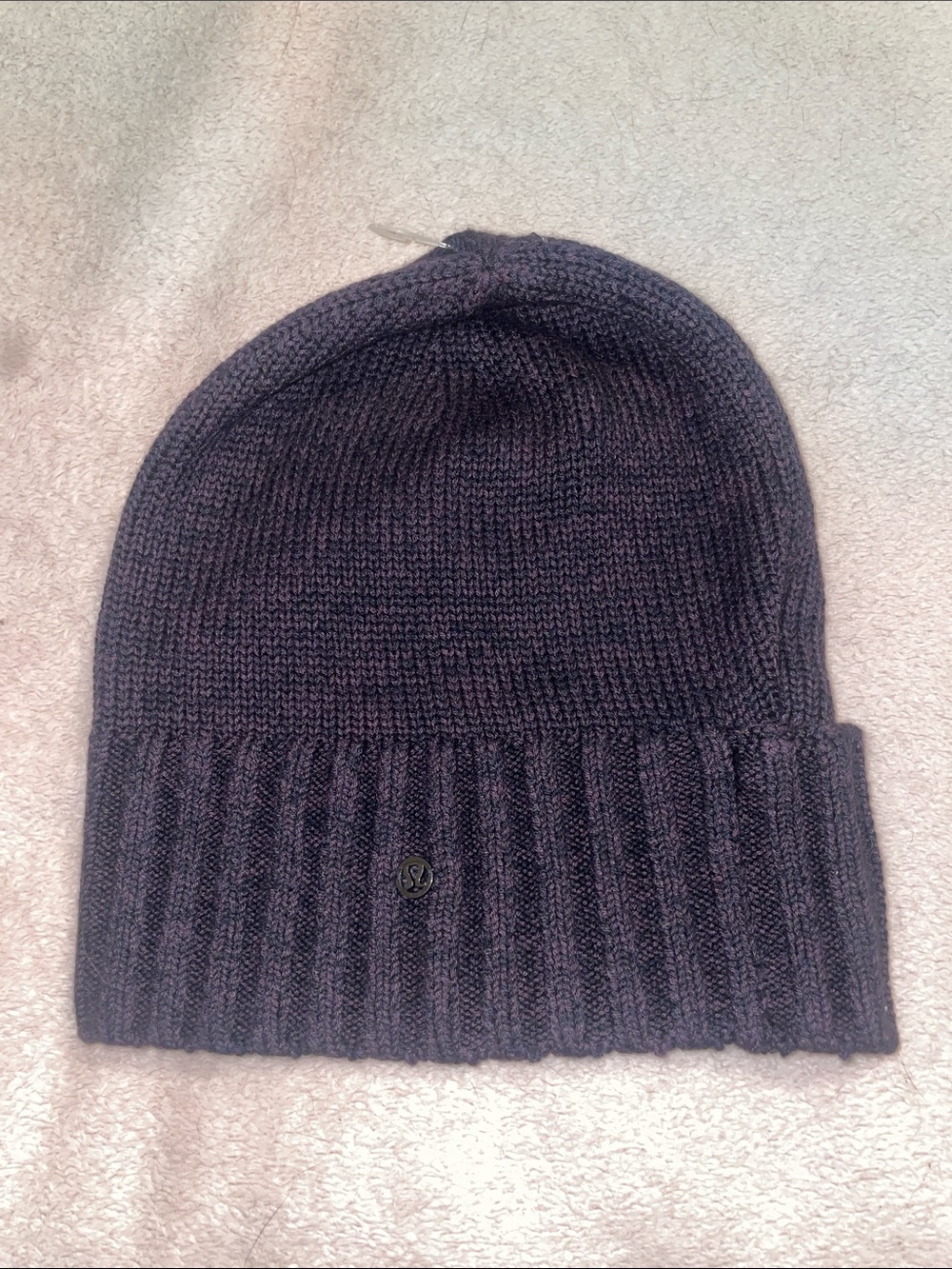 lululemon athletica Knit Beanie - dark purple plum brand new without tags